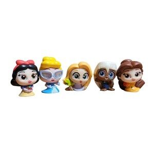 Disney Doorables Princess Lot- Snow White, Cinderella,  Rapunzel, Kida, Belle